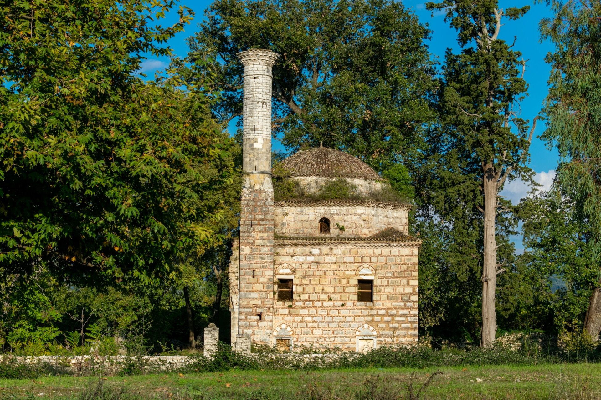 Τζαμί Φαΐκ Πασά, γνωστό κι ως Ιμαρέτ, Άρτα